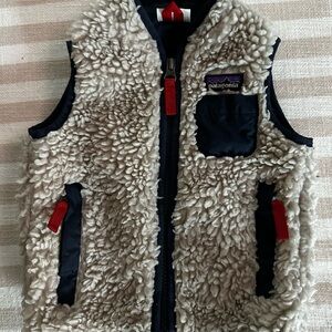 Patagonia Infant Fleece Vest in Blue and Cream